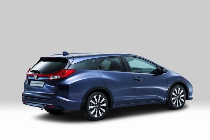 New Honda Civic Tourer photo gallery